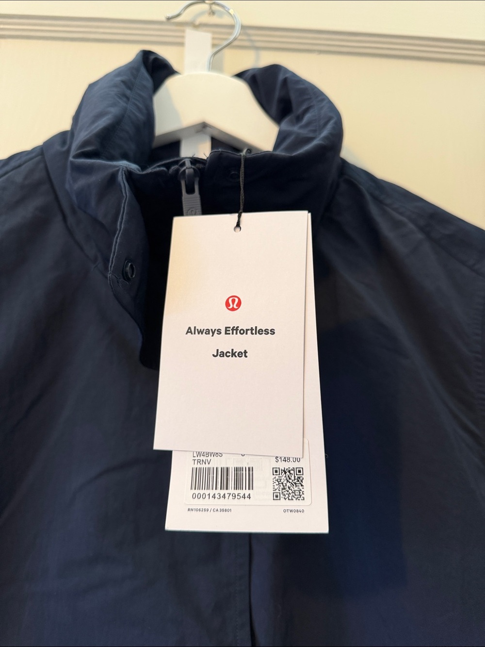 NWT lululemon athletica Lightweight Always Effortless Jacket - Navy
